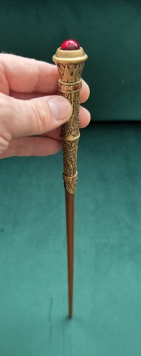 The sword gryffindor - gryffindor,