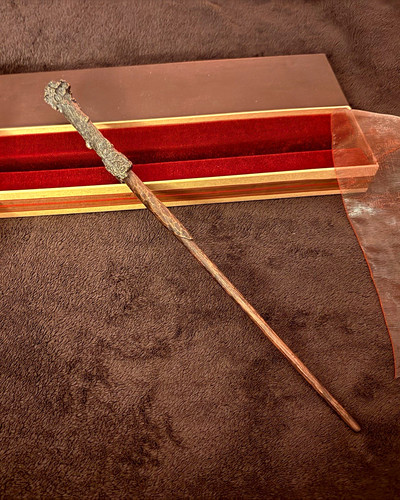 Rare s04 harry potter wand - rare,
